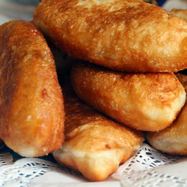 Рецепт Пирожков с гречкой, беконом и яйцом