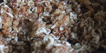 пирожки с гречкой, беконом и яйцом