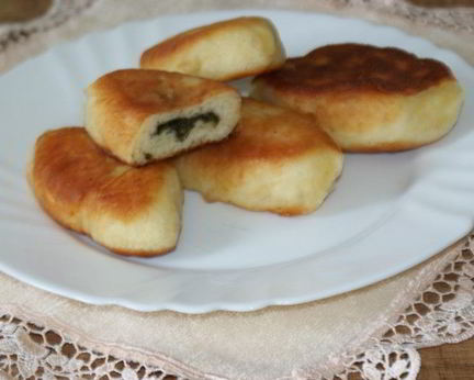 Пирожки с щавелем жареные