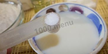 пирожки с сосиской в духовке гусеницы