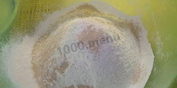 пирожки с сосиской в духовке гусеницы