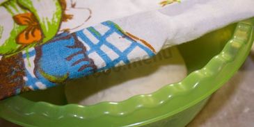 пирожки с сосиской в духовке гусеницы