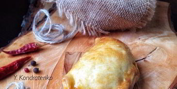 пирожки с творогом, салями и сыром