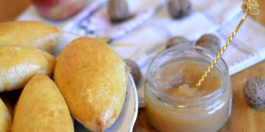 Рецепт пирожков с яблочным повидлом