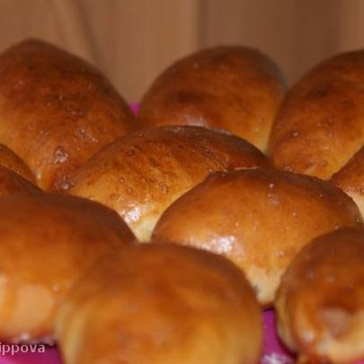 Пирожки с яблоками и корицей