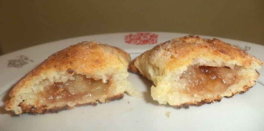 Рецепт творожных пирожков с яблоками и корицей