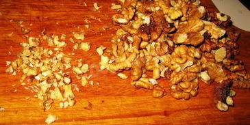 жареные пирожки с яблоками на сковороде