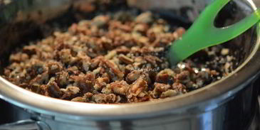 брауни в вафельном стаканчике