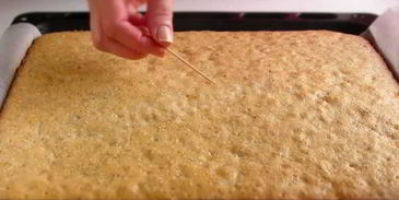 пирожное белочка с орехами и сгущенкой