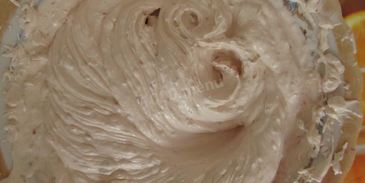 пирожное буше глазированные с малиново-ореховым кремом