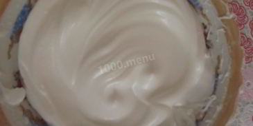 пирожное буше глазированные с малиново-ореховым кремом