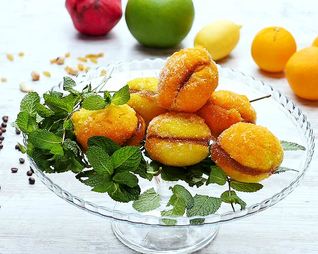 Пирожное Персики