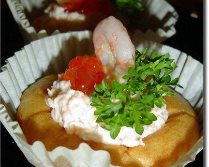 Пирожное рыбно-икорное