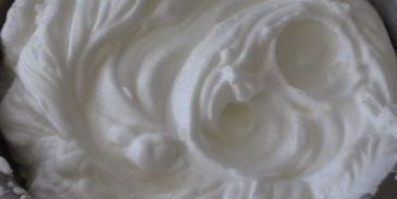 пирожные с творожным кремом и фисташковым пудингом