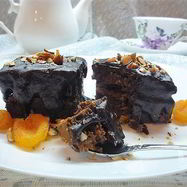 Рецепт Шоколадных брауни с курагой и миндалем