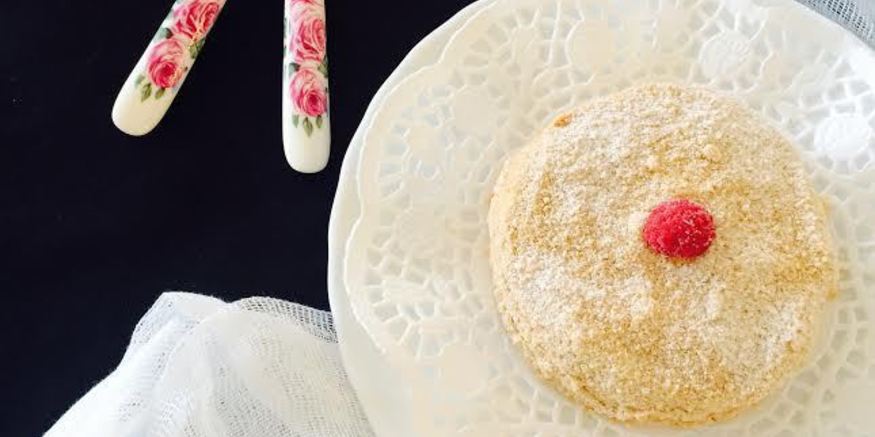 Рецепт слоеного медового пирожного