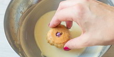 заварные пирожные с кремом из голубики