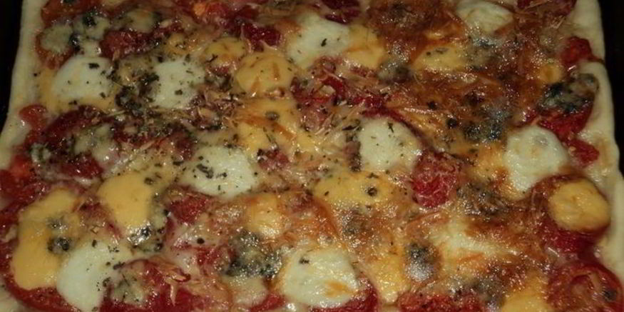 Рецепт пиццы четыре сыра