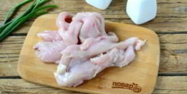 пицца из куриного филе с сыром и брокколи