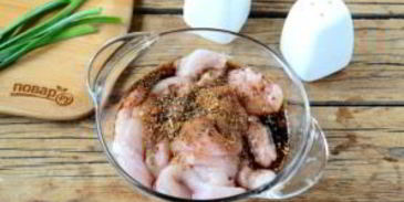 пицца из куриного филе с сыром и брокколи