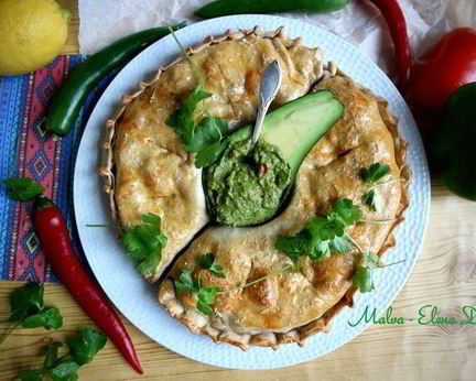 Пицца кальцоне по-мексикански