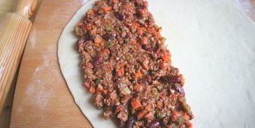 пицца кальцоне по-мексикански