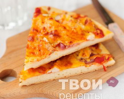 Пицца с ананасами