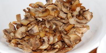 пицца с охотничьими колбасками