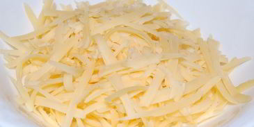 пицца с охотничьими колбасками