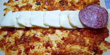 закрытая пицца-вулкан обжигающий stromboli