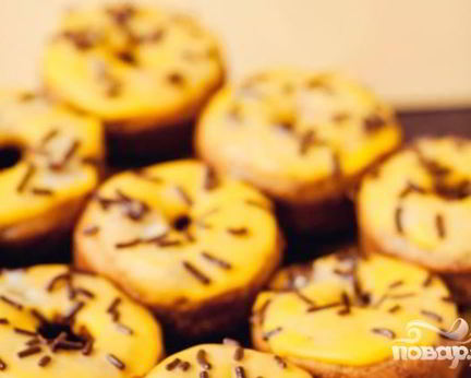 Банановые пончики в глазури