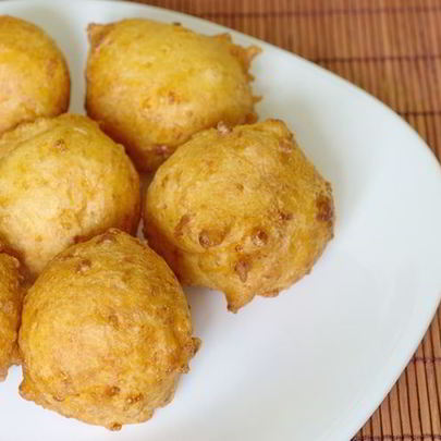 Быстрые пончики на йогурте