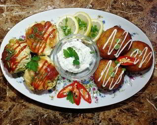 Картофельные пончики с куриными кексами