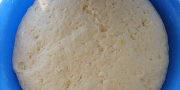 пончики картофельные со смородиновым соусом