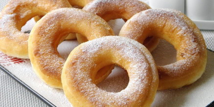 Рецепт пончиков на кефире за 15 минут