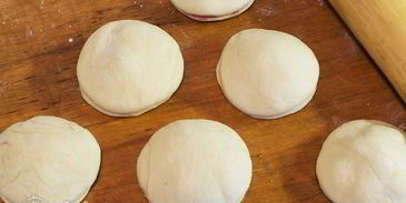 пончики с вишней