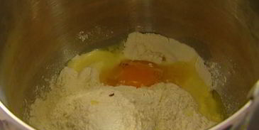 творожные пончики с изюмом