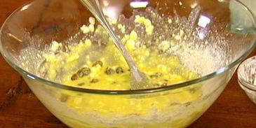 творожные пончики с изюмом