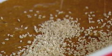 коврижка с кунжутом и имбирем