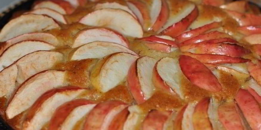 Рецепт постной коврижки с яблоками