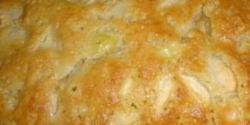 шарлотка на кефире в мультиварке