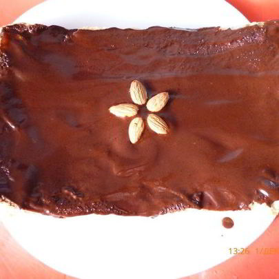 Шарлотка с грушами и шоколадной помадкой