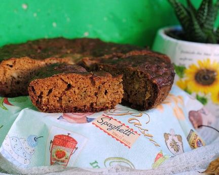 Шарлотка с капустой в мультиварке