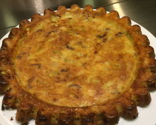 Шарлотка с капустой