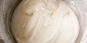 шарлотка с нектаринами