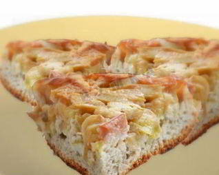 Шарлотка с творогом в мультиварке