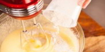 шарлотка с яблоками и лимоном