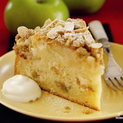 Шарлотка с яблоками в скороварке