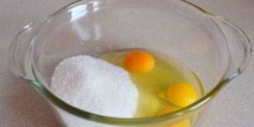 шарлотка с яблоками в скороварке