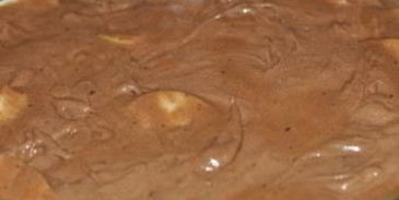 шоколадная шарлотка с яблоками